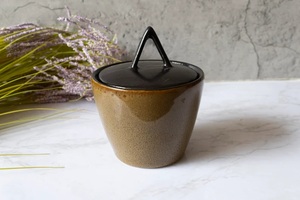 Recipiente de Almacenamiento Minimalista con Diseño Moteado, Tapa Hermética, Compacto, Ahorra Espacio, Bloquea la Humedad, Organizador para la Encimera de la Cocina - Product Image 5