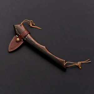 Hacha Táctica Estilo Vikingo Personalizada de BA Enterprises, Acero de Damasco, Mango de Madera, Cabeza con Barba, Supervivencia al Aire Libre - Product Image 6