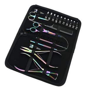 Kit d'outils tout-en-un pour extensions capillaires en acier inoxydable avec pince à sertir les perles, extracteur de perles, séparateur de mèches, ensemble de doigts pour la pose, ciseaux et pinces - Product Image 1