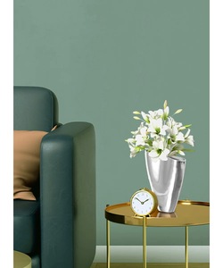 Florero Decorativo de Metal Premium para Exhibición en Mesa, Adorno Interior Contemporáneo para Hogares - Product Image 5