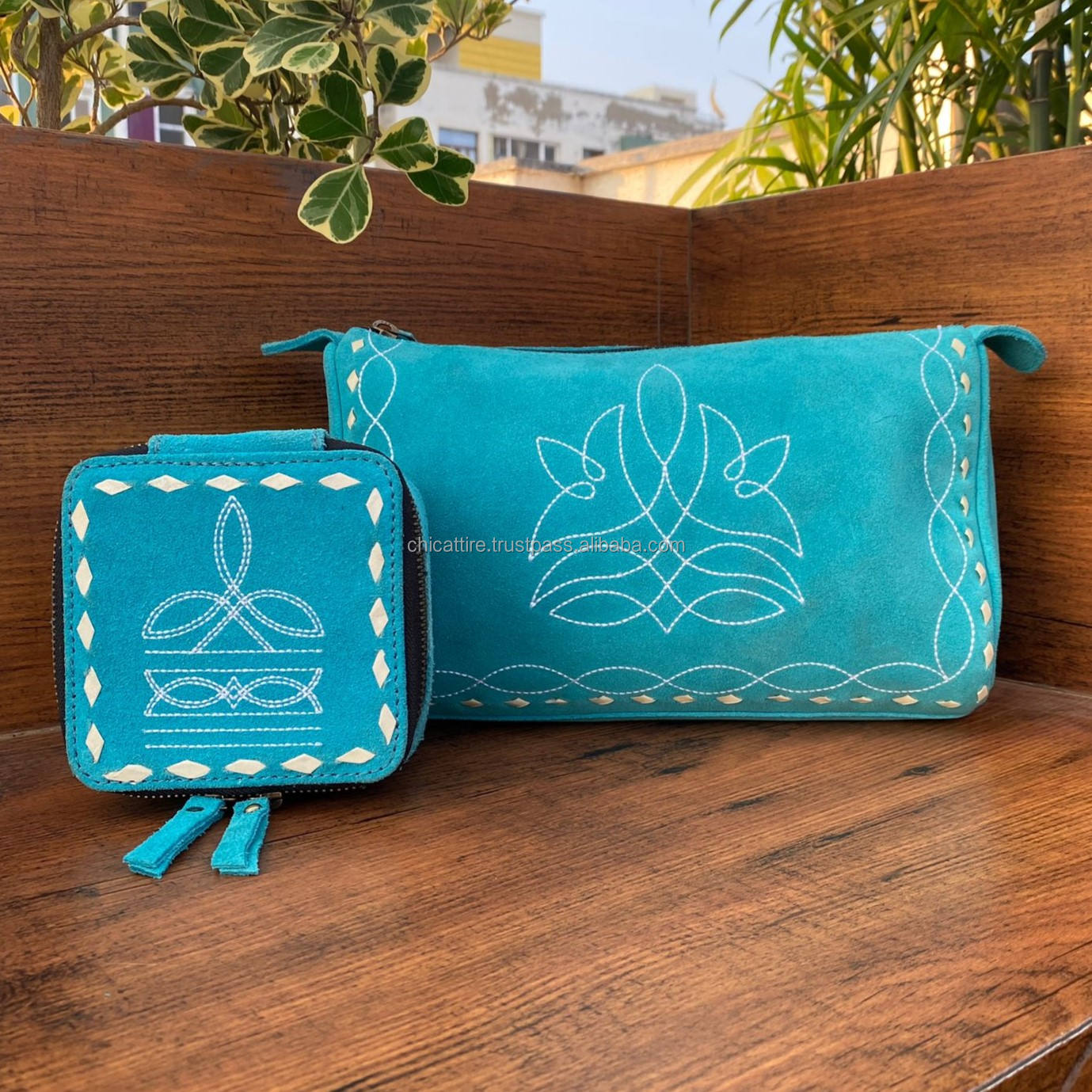 สีเทอร์ควอยซ์