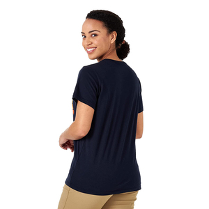 Camiseta de mujer personalizada para sublimación, tela compatible, de alta calidad y con costuras reforzadas. - Product Image 2