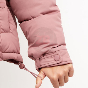 เสื้อแจ็คเก็ตผู้หญิงแบบคลาสสิก ทรงพัฟเฟอร์ บุผ้านวม ซิปยาว ให้ความอบอุ่น เหมาะสำหรับฤดูหนาว ใช้ได้ทั้งเดินทางและสวมใส่ในชีวิตประจำวัน - Product Image 5