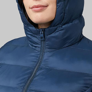 Chaquetas acolchadas de invierno para mujer, nueva moda, color sólido, poliéster, a prueba de viento, chaqueta acolchada tipo burbuja. - Product Image 3