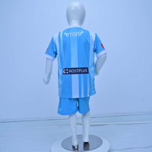 Conjunto de Camiseta de Fútbol para Niños del Melbourne City FC, Azul a Rayas, Cuello en V, Manga Corta, Uniforme Transpirable de Poliéster para Niños con OEM ODM - Product Image 3