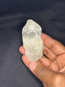 Punta de Topacio Natural con Aura Arcoíris de 595 Quilates para Accesorios de Joyería DIY - Product Image 2