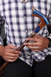 Bastón de madera hecho a mano |   Bastón de Diseño con Mango de Resina |   Bastón de Lujo para Hombre, Soporte para Personas Mayores - Product Image 2