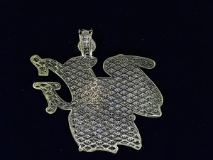 Colgante Iced Out VVS de Moissanita Bicolor Plata 925 Bañado en Oro 18k con Letra Personalizada Estilo Hip Hop y Bolsa de Dinero para Hombre - Product Image 4