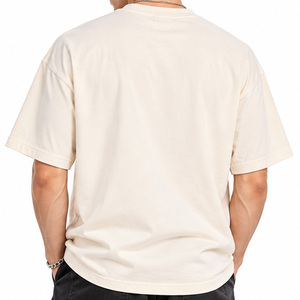 Camisetas unisex con estampado gráfico, 100% algodón, 300 GSM, estampado en relieve, camisetas impresas al por mayor para tiendas en línea, pedidos al por mayor y suministro. - Product Image 2
