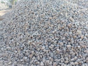 Rajputana Global Export - Piedra Caliza Cruda de Grado Exportación de Rajasthan para la Producción de Cemento y Construcción - Piedra Natural con Alto Contenido de Calcio - Product Image 3