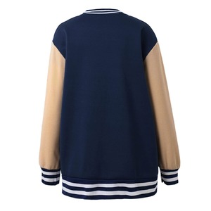 Chaqueta Varsity Relevo Industries Azul Marino con Mangas Beige, Estilo Preppy, Cierre de Botones, Corte Regular, Unisex, para Otoño - Product Image 2