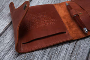 Funda de Cuero de Lujo Profesional para Cuaderno A5, Recargable, Protectora y Antiolores para Oficina y Trabajo - Product Image 2