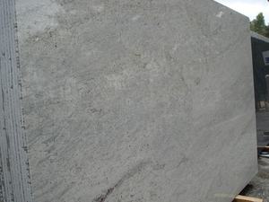 Losas y Azulejos de Granito Blanco Luna de Primera Calidad, Acabado Pulido, Mate y Flameado, Ideal para Encimeras de Cocina, Tocadores y Pisos - Product Image 3