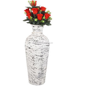 Vase à fleurs en métal personnalisé en gros, décoration de table, écologique, fait à la main, design moderne, salon, usage intérieur - Product Image 1