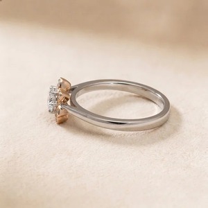 Bague en or blanc 9 carats avec diamant rond de 1,20 carat, motif floral de lotus, pour femme, bijoux fins sur mesure - Product Image 5