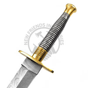 มีดดาบเหล็กดามัสกัสทำมือรุ่นใหม่ ขนาด 12 นิ้ว สไตล์คอมมานโดอังกฤษ พร้อมด้ามจับทองเหลือง ด้ามจับกันลื่น เหมาะสำหรับตั้งแคมป์และล่าสัตว์ - Product Image 3