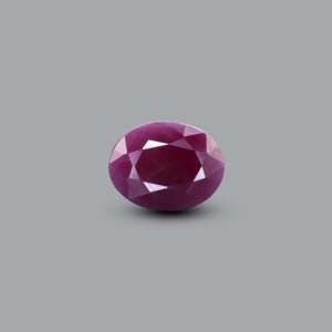 Loose African Ruby Gemstone 4.85 Carat Oval Cut for Fine Jewelry - Product Image 1