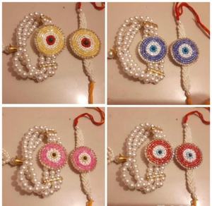 Exquisito Set de Rakhi Bhaiya Bhabhi con Ojo Turco, Amuleto Protector Artesanal de Perlas y Cuentas para Vínculos Eternos, Cadenas de Perlas de Imitación - Product Image 2