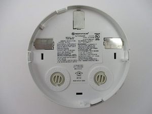 หัวเซ็นเซอร์โฟโตอิเล็กทริก Notifier FSP-951R พร้อมรีโมททดสอบ ควบคุมความปลอดภัย การสื่อสาร I/O 16V 1 I/O สีขาว - Product Image 3