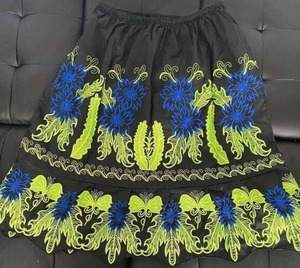 Falda Polinesia Femenina en Oferta, Falda Midi con Estampado Floral Bordado y Cintura Elástica para Mujer - Product Image 1