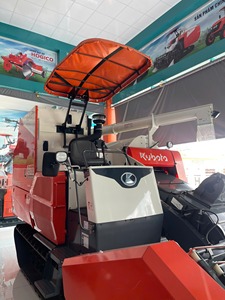 Cosechadora Kubota DC120X 2026 de 120HP para arroz, fabricada en Tailandia, máquina de servicio pesado con transmisión por engranajes y sistema K-Turn automático. - Product Image 4