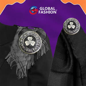 Broche écossaise Shamrock Kilt Fly Plaid entourée de motifs de girofles complexes, chromée argentée, 3 pouces, vente en gros - Product Image 4