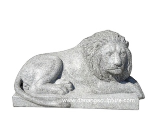 Statues de lion en pierre de marbre naturel sculptées à la main pour l'extérieur-Roi Lion avec couronne royale pour la décoration de jardin ou de domaine - Product Image 6