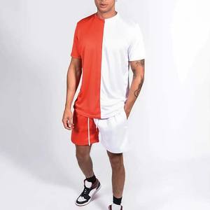 Conjunto de verano transpirable para hombre, camiseta con pantalones cortos a juego, pantalones cortos de gimnasio para hombre, camiseta y conjuntos gemelos en color naranja y blanco. - Product Image 4