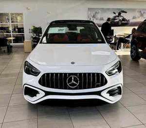 Mercedes-Benz AMG GLA 35 Sport Utility 4D Usado, Año 2025 - Product Image 3