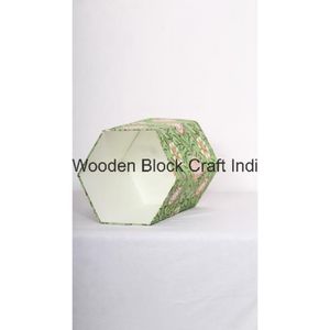 Maneras creativas de reutilizar cajas de cartón para hacer cubos de basura con estampado floral artesanal y cubo de basura de tela de algodón. - Product Image 3