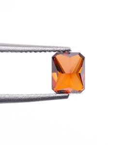 เพชร OM GEMS ทรง Radiant Cut สีแดงเข้มแฟนซี น้ำหนัก 1.5 กะรัต เพาะเลี้ยงในห้องปฏิบัติการ เจาะด้วยเลเซอร์ รับรองโดย IGI คุณภาพ VVS-VS สำหรับทำเครื่องประดับ - Product Image 5