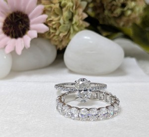 Anillo de Compromiso con Diamante Cultivado en Laboratorio de Corte Ovalado de 1.50 Ct, con Banda a Juego, Joyería de Boda con Diamantes, Conjunto Nupcial de Oro Blanco de 10K/14K/18K - Product Image 2