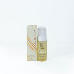 Nettoyant Melas 150ml Gel à l'acide hyaluronique pour tous types de peaux Nettoyage en profondeur et fonction apaisante Prix de gros - Product Image 3