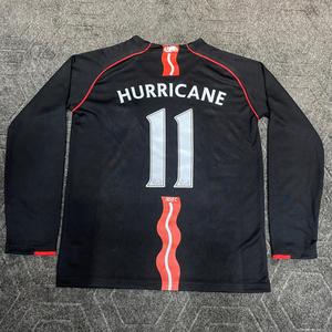 Camiseta de Fútbol de Manga Larga Negra y Roja con Nombre del Equipo Hurricane Edición Tormenta, Ropa Deportiva Premium Transpirable 100% Poliéster - Product Image 1