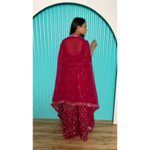 Ensemble Koti haut et bas pour femmes avec miroir en feuille et broderie - Product Image 4