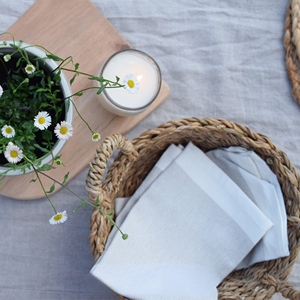 Novedad: Cestas de mimbre y junco marino tejidas estilo vintage, cajas y contenedores de almacenamiento de diseño especial, y percheros para ropa, suministrados desde Vietnam. - Product Image 6