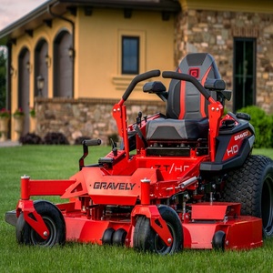 Cortadora de césped Gravely Compact Pro 34 de alto rendimiento que ofrece una potencia excepcional, equilibrio y comodidad para el mantenimiento diario del césped. - Product Image 5