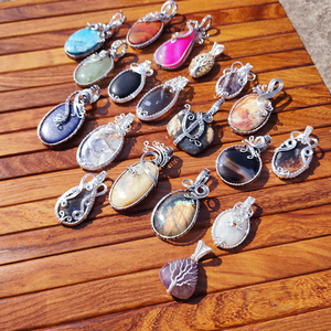 Pendentifs en pierres précieuses enroulés de fil de laiton, faits à la main, en pierre naturelle, plaqués argent, bijoux bohèmes, breloques pour colliers, pour femmes et hommes, vente en gros - Product Image 4