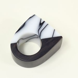 Artisan Wood and Resin Finger Ring Natural Fashion <b>Drinkware</b> Accessory - Product Image 4