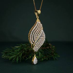 Élégant motif ondulé, diamant naturel taille brillant, or rose massif 18 carats, certifié IGI, bijoux de luxe pour mariage et anniversaire - Product Image 4