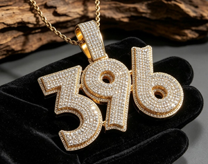 Collar con Colgante de Letra Personalizado en Oro Chapado con Moissanita, Estilo Iced Out, Joyería Hip Hop Unisex para Regalo de Aniversario - Product Image 1
