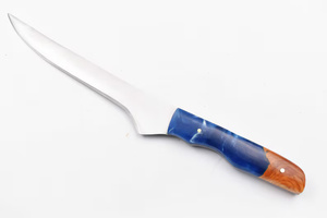 Cuchillo de Filetear de Acero Inoxidable Hecho a Mano por A&M Enterprises, Mango de Madera con Resina Azul, Funda de Cuero Grabada a Juego, para Exteriores - Product Image 4