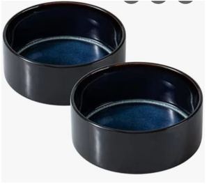 Assiette décorative en céramique bleue avec des points bruns, forme irrégulière, design rétro peint à la main - Product Image 3