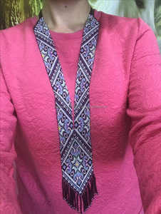 Collar con bordado de cuentas de vidrio intrincado, pieza de joyería de moda hecha a mano para ropa de fiesta, funciones y looks de noche - Product Image 4