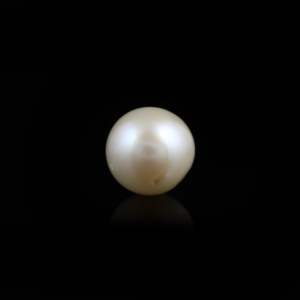 Natural White Pearl Loose Gemstone 5.55 Carat Handcrafted for Fine Jewelry - Product Image 2
