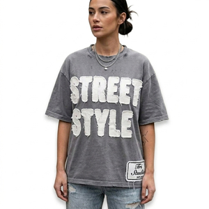 T-shirt Femme Style Urbain Brodé Effet Vieilli Col Rond Épaules Tombantes avec Patchs Délavés - Product Image 1