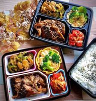 Wegwerp Bento Box Schattige Kinderen Lunchbox Plaat Kleurrijke 4 Compartimenten Voedselcontainer Schoollunch Plastic Verpakking