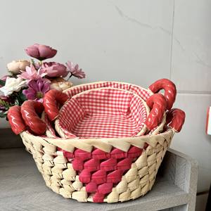 Cesta Bolga de Seagrass Artesanal de Vietnam para Navidad, Ecológica, Hecha a Mano, Color Personalizado, Precio Competitivo, Cesta de Almacenamiento para el Mercado de PC - Product Image 1