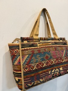 Sac fourre-tout en toile à imprimé géométrique bohème pour femme, sac à main décontracté grande capacité pour usage quotidien, avec deux poignées et fermeture à rabat - Product Image 3