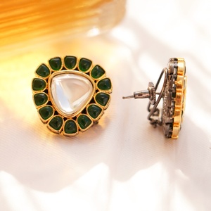 Pendientes de Bola RAY FINE ORNATES de 1m, Chapados en Oro, Hechos a Mano, con Pedrería Polki y Kundan, Tradicionales Indios, Hindúes, para Novia, Aniversario, Étnicos - Product Image 1